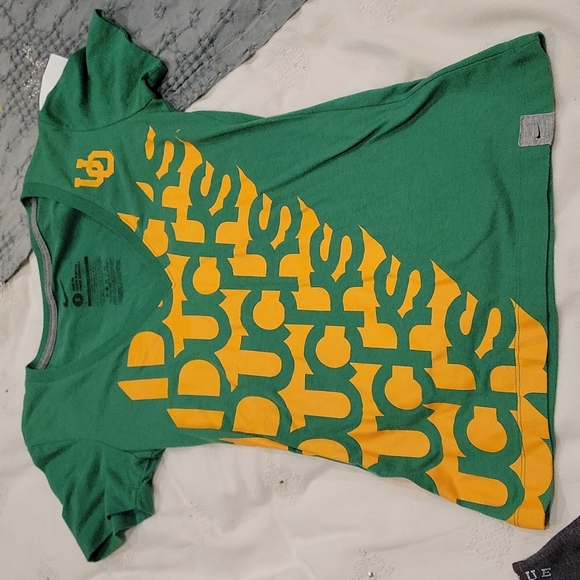 Women's Small Oregon Ducks Outfit - Picture 2 of 2